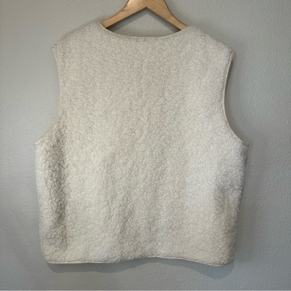 Cherish Cream Button-Up Sherpa Vest - Picture 10 of 11